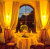 Bild; Quelle: http://www.bernerhotel.com/images/restaurantisch.jpg Bild; Quelle: http://www.bernerhotel.com/images/restaurantisch.jpg