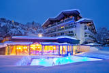 Neuer Spa & Wellnessbereich im Hotel Berner in Zell am See an der Skiabfahrt.